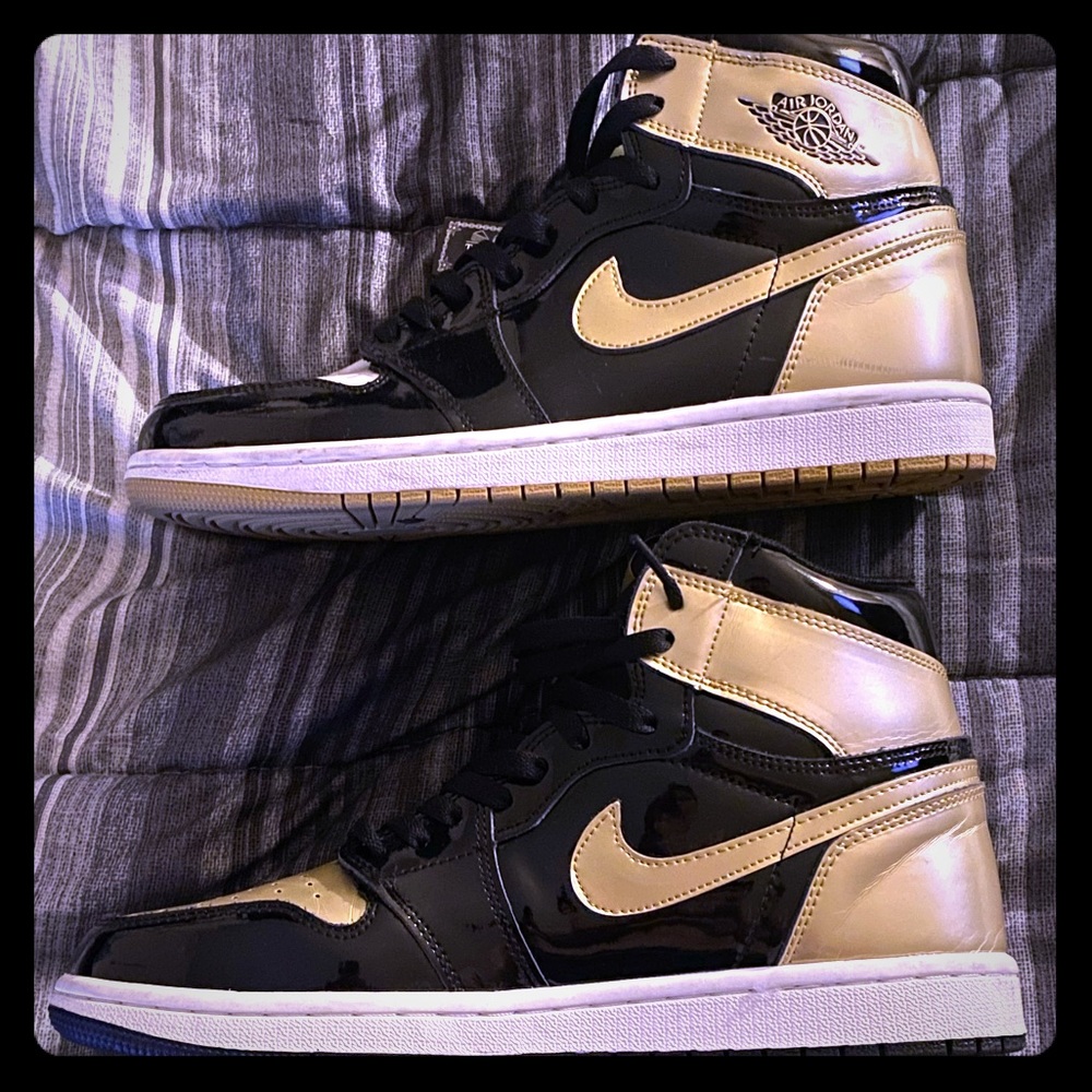 Nike air jordan 1 NRG top 3 Gold